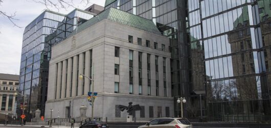 Banco do Canadá alerta para mercado de trabalho menos dinâmico e impacto nas decisões sobre juros